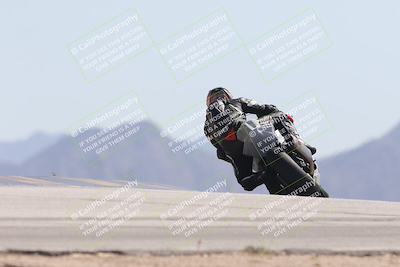 media/Oct-04-2025-CVMA (Sat) [[408bcdd6e4]]/Race 7- Formula 40 MW and LW/